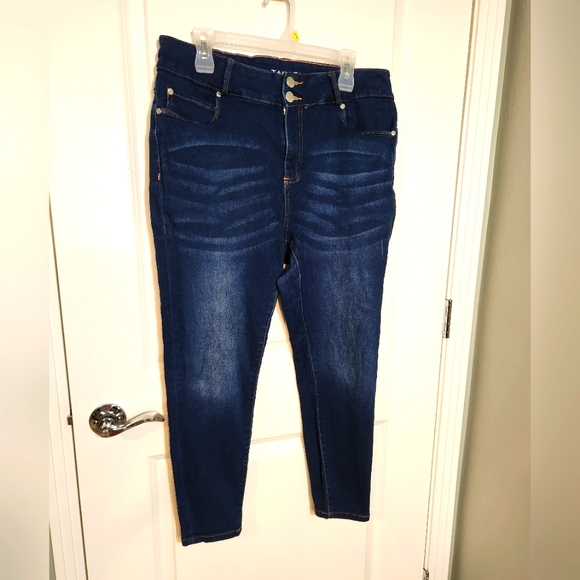 Dark Blue Tahari Women's Jeans - Picture 2 of 10